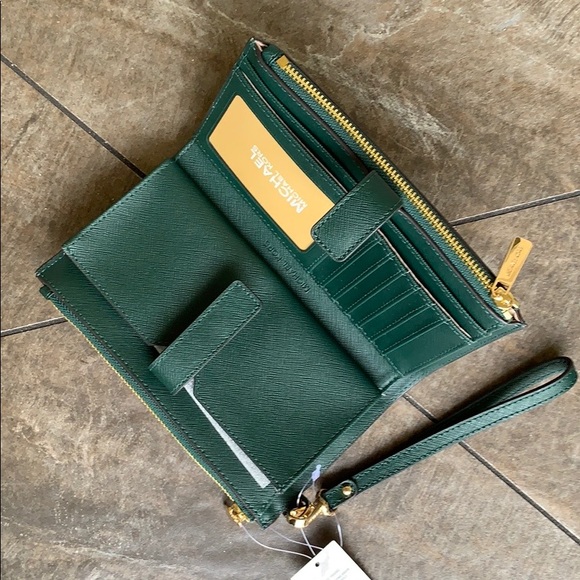 MICHAEL KORS LG DOUBLE ZIP WRISTLET RACING GREEN - Picture 10 of 16